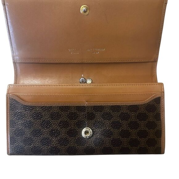 Celine Kisslock Wallet - Picture 7 of 14